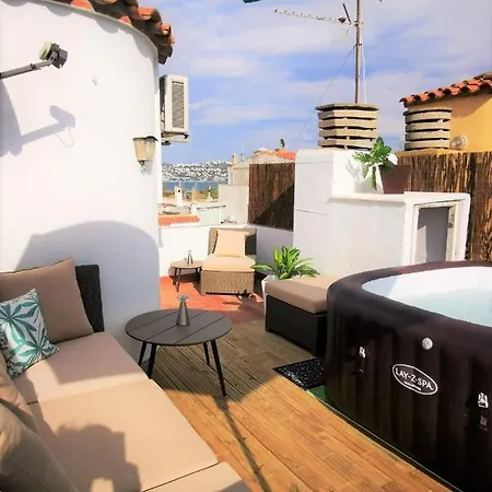 Rooftop 35m2 Jacuzzi - Plein Sud - 2 Empuriabrava