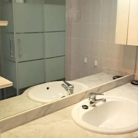 Rooftop 35m2 Jacuzzi - Plein Sud - 2 *